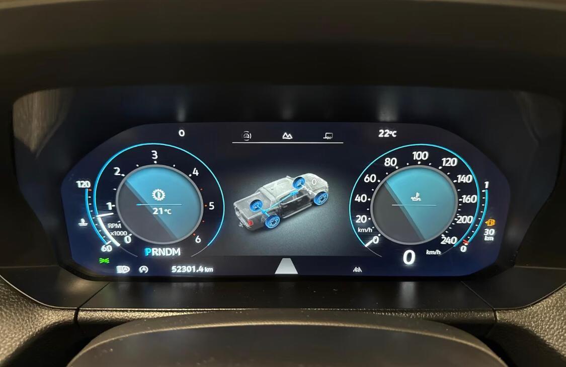 
								Volkswagen Amarok V6 4MOTION – IQ-Light full									