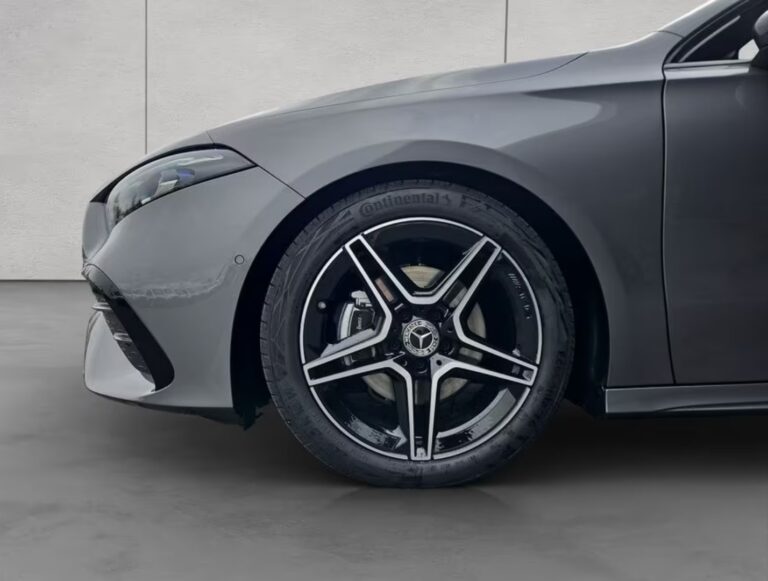 Mercedes-Benz A 200d AMG Advanced Plus