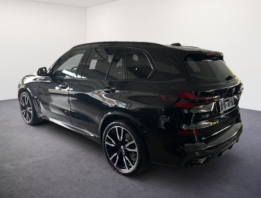 
								BMW X5 xDrive 40d M Sport Pro full									
