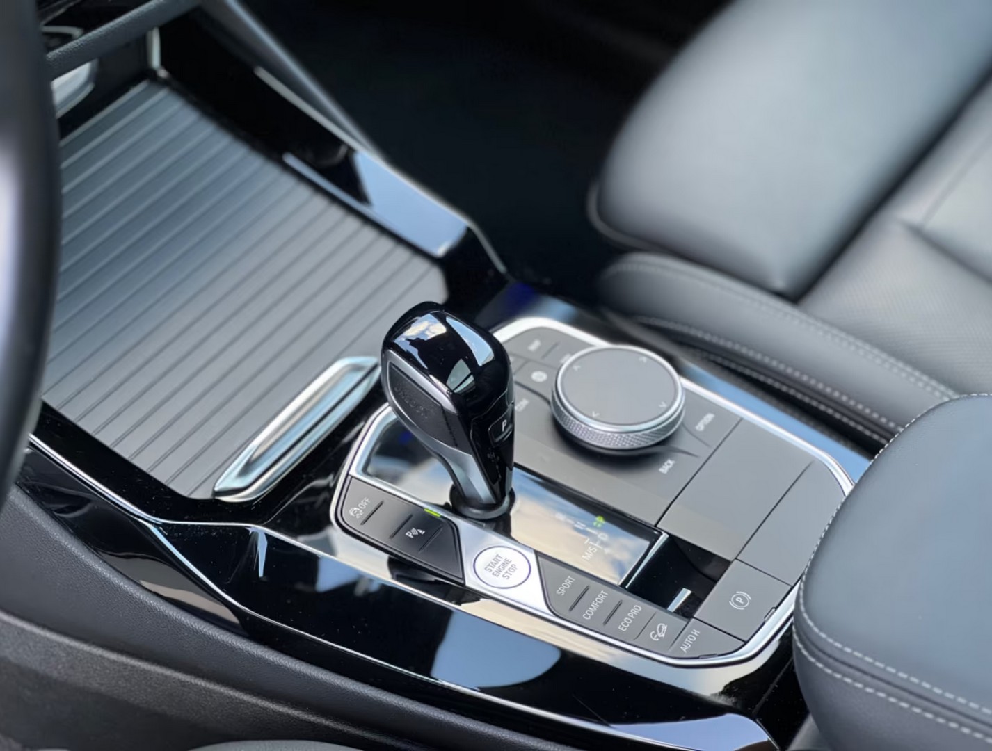 
								BMW X3 M40d M Sport full									