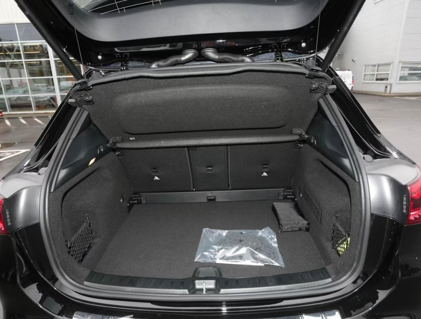 Mercedes-Benz GLA 220d 4MATIC Progressive Night