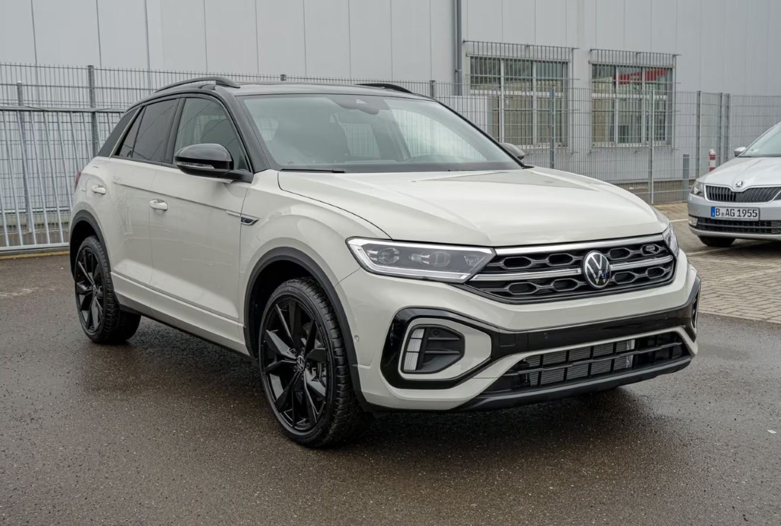 
								Volkswagen T-Roc 2.0 TDI R-Line full									