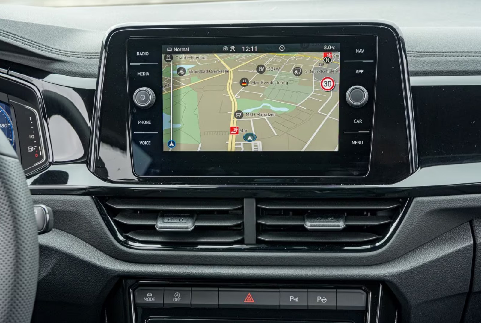 
								Volkswagen T-Roc 2.0 TDI R-Line full									