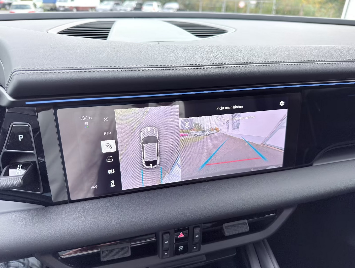 
								Porsche Macan – Matrix-LED-Scheinwerfer – 22-Zoll-Felgen full									