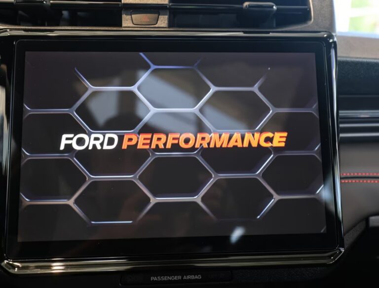Ford Puma ST 1.0 EcoBoost Hybrid – Neu / Hybrid