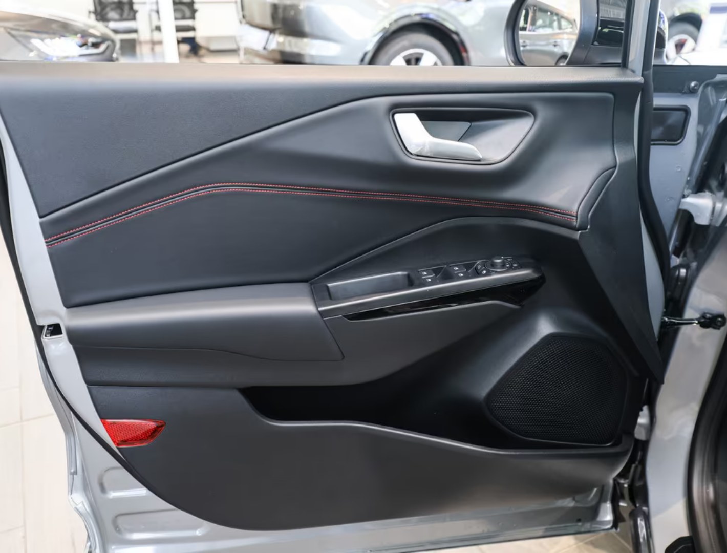 
								Ford Puma ST 1.0 EcoBoost Hybrid – Neu / Hybrid full									