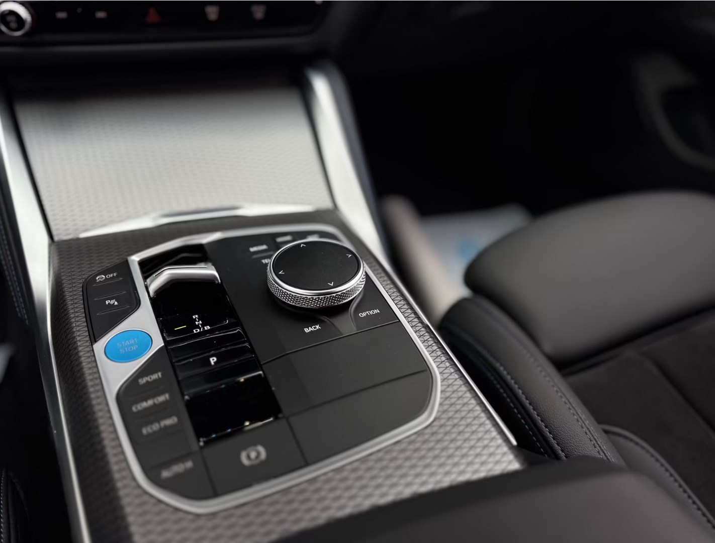 
								BMW i4 Gran Coupé 35e M Sport – Elektro full									