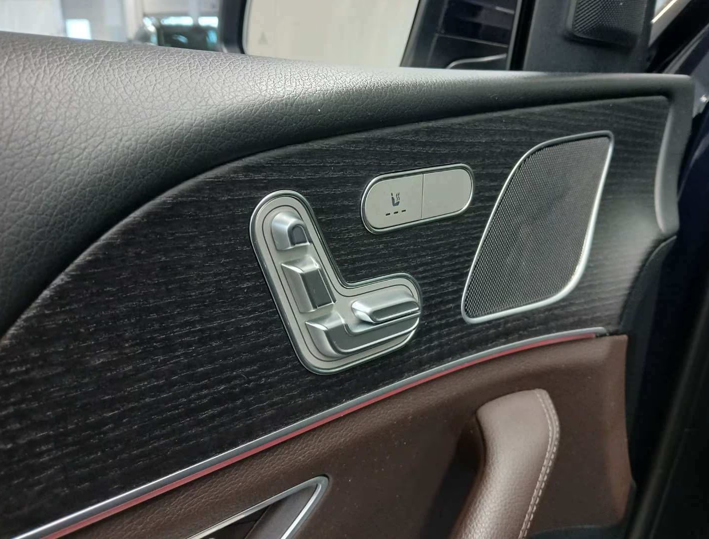 
								Mercedes-Benz GLE 350 de – Diesel-Elektro-Hybrid full									